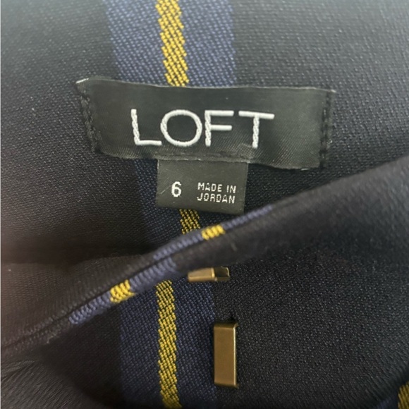 Loft slacks. Women's size 6, Black/Blue/Yellow. Tie belt, cuff ankle w/pockets - Picture 2 of 4